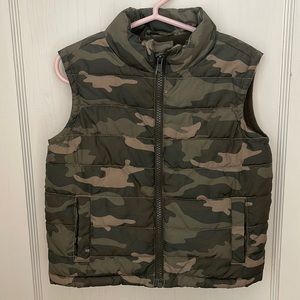 Gymboree Camouflage Puffy Vest Boys 12-24 Months